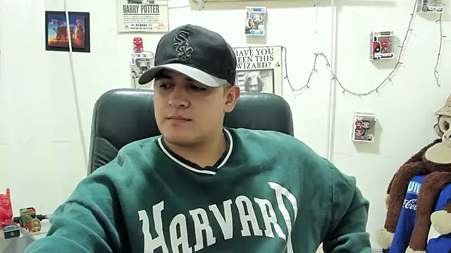 Snapshot of ney_22 chatting on 11.13.25 ney 22 online show from 11.13.25