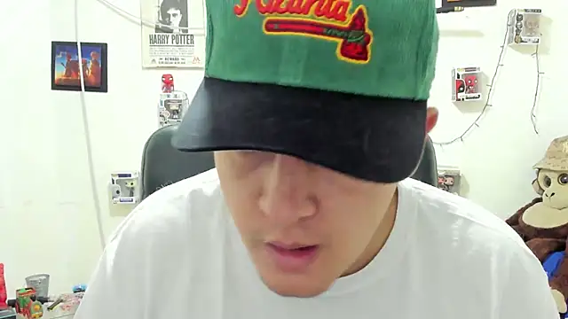 Snapshot of ney_22 chatting on 11.18.25 ney 22 online show from 11.18.25