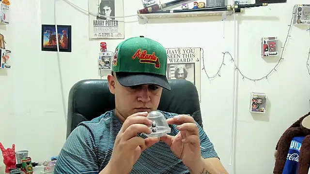 Snapshot of ney_22 chatting on 11.26.25 ney 22 online show from 11.26.25