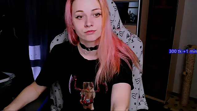 Snapshot of Elfo-s_dreams chatting on 03.20.25 Elfo-s dreams online show from 03.20.25