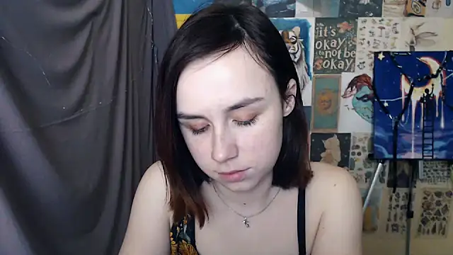 VeryVeryVeryShy  online show from 02.20.25