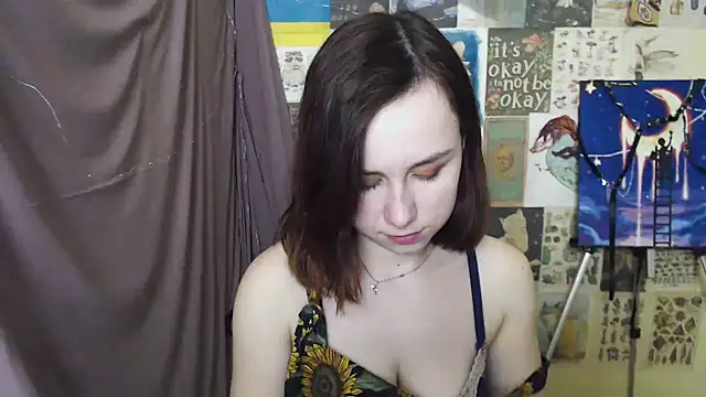 VeryVeryVeryShy  online show from 03.01.25