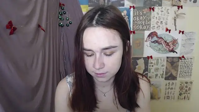 VeryVeryVeryShy  online show from 12.23.25