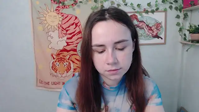 VeryVeryVeryShy  online show from 05.15.26
