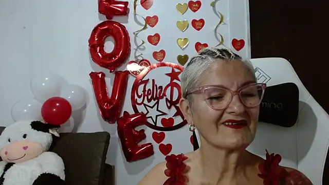 bety-cum2 online show from 02.11.26