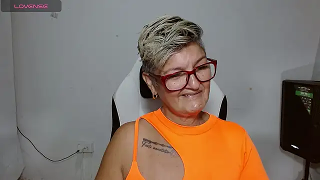 bety-cum2 online show from 06.14.26