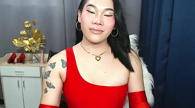 Snapshot of Ur_Fantastic_Lina chatting on 12.26.24 Ur Fantastic Lina online show from 12.26.24