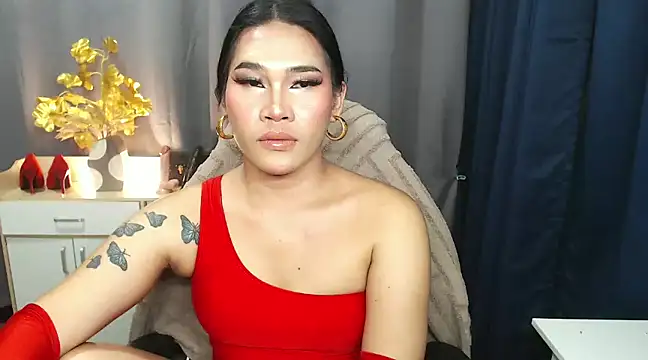 Snapshot of Ur_Fantastic_Lina chatting on 01.23.25 Ur Fantastic Lina online show from 01.23.25