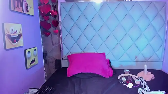 Luci SexDeep online show from 02.15.25