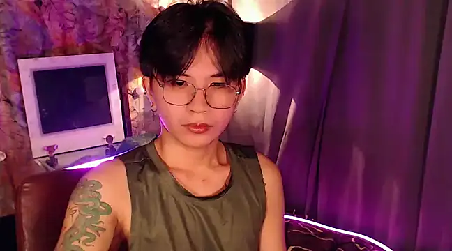 Sexy Handsome Drex online show from 12.15.24