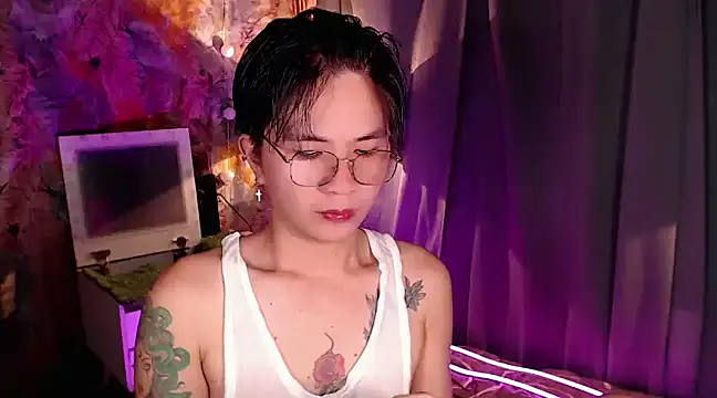 Sexy Handsome Drex online show from 12.31.24