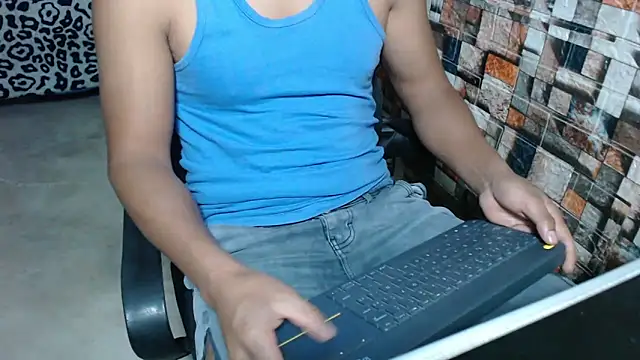 sexatlexx online show from 11.13.25