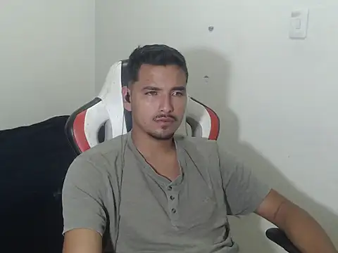 kylian 07 online show from 04.12.26