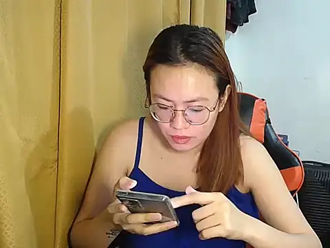 crizzybel online show from 12.04.25