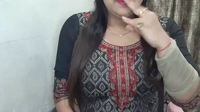 Snapshot of Zoya_Varma004 chatting on 01.20.25 Zoya Varma004 online show from 01.20.25