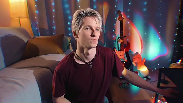 Breston Sweet online show from 12.21.25