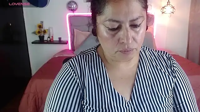 Snapshot of Keyla01_ chatting on 07.29.26 Keyla01 online show from 07.29.26