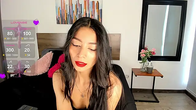 Snapshot of Ginebraa_Saenz chatting on 03.06.25 Ginebraa Saenz online show from 03.06.25