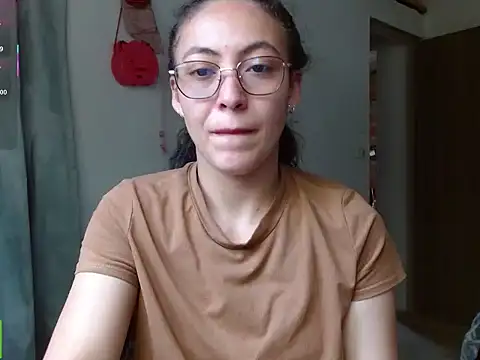 Snapshot of Olivia_Bright chatting on 02.17.26 Olivia Bright online show from 02.17.26