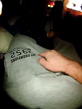 Snapshot of anonymus9006 chatting on 01.07.25 anonymus9006 online show from 01.07.25