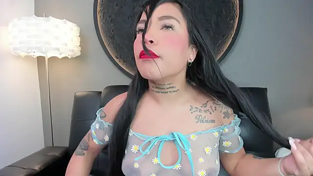 miss vaiolette online show from 01.17.25