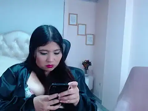 annylouis online show from 02.12.25