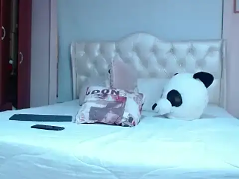 annylouis online show from 02.13.25