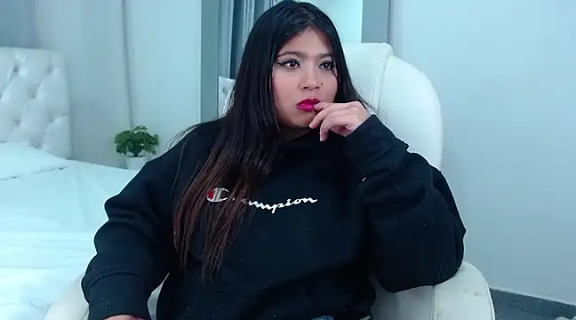 annylouis online show from 02.19.25