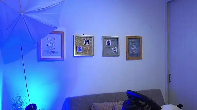 annylouis online show from 11.21.25