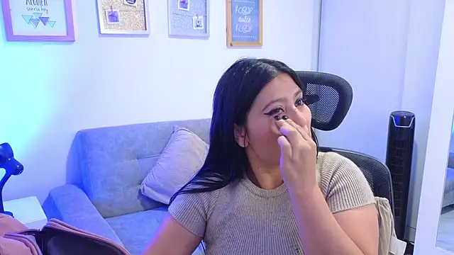 annylouis online show from 12.14.25