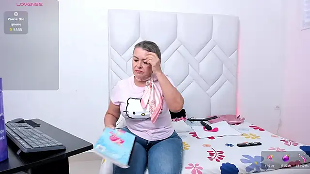 Mature Hard online show from 10.18.25