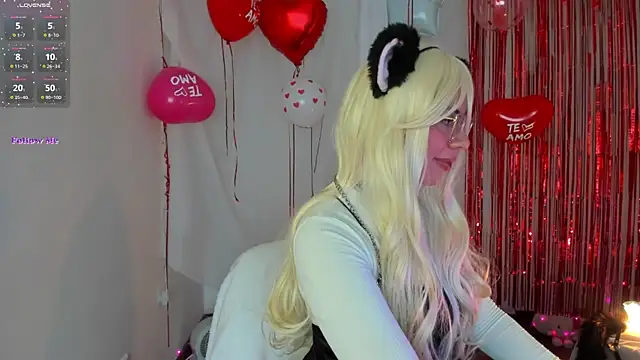 Silvanna-Moree online show from 02.17.25