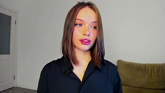 Kossie  online show from 11.04.25