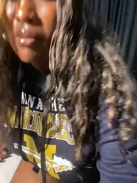 Cardiebae89 online show from 05.17.26