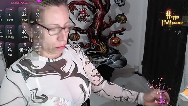 Chayla Ruiz online show from 11.01.25