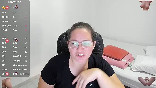 alejandra milf  online show from 02.01.25