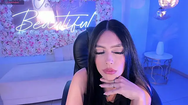 JadeEvansX online show from 12.27.24