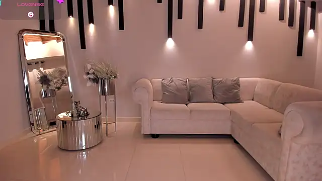 MaryLewis  online show from 03.16.25