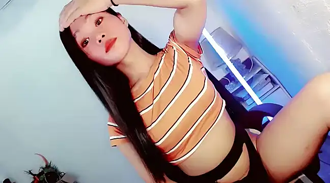 amomentoflust69 online show from 01.31.25