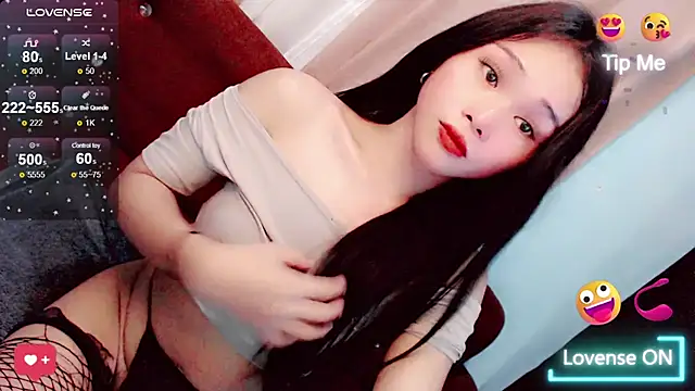 amomentoflust69 online show from 04.07.26