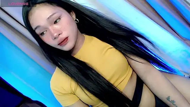 Snapshot of amomentoflust69 chatting on 07.27.26 amomentoflust69 online show from 07.27.26