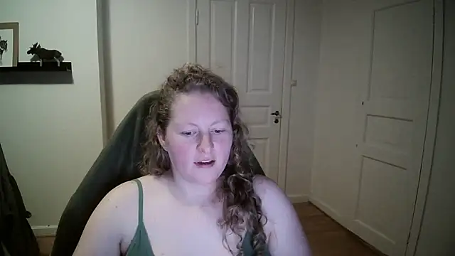 Girlnina-1995 online show from 12.30.24