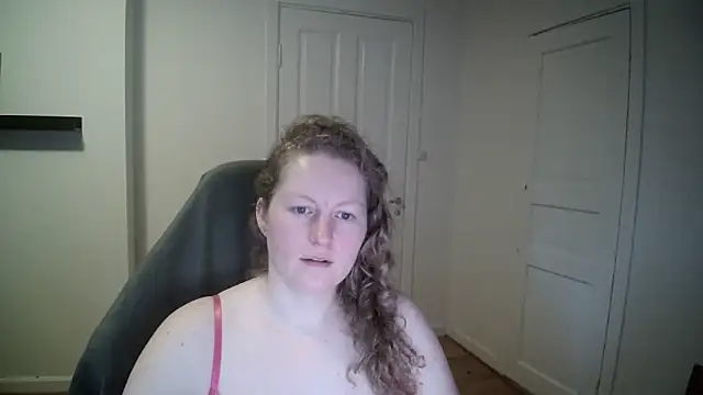 Girlnina-1995 online show from 01.27.25