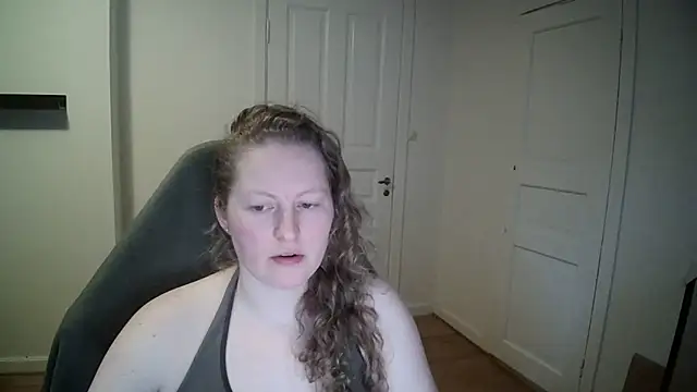 Girlnina-1995 online show from 02.11.25