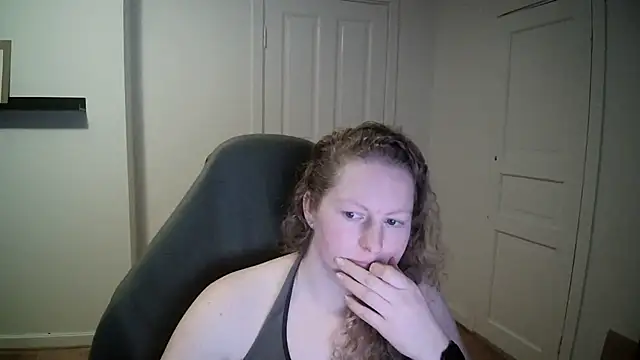 Girlnina-1995 online show from 03.03.25