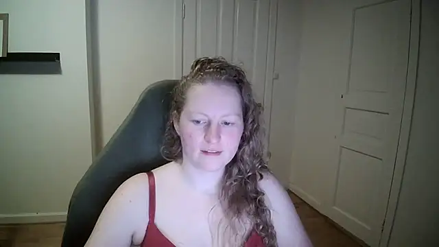 Girlnina-1995 online show from 03.18.25