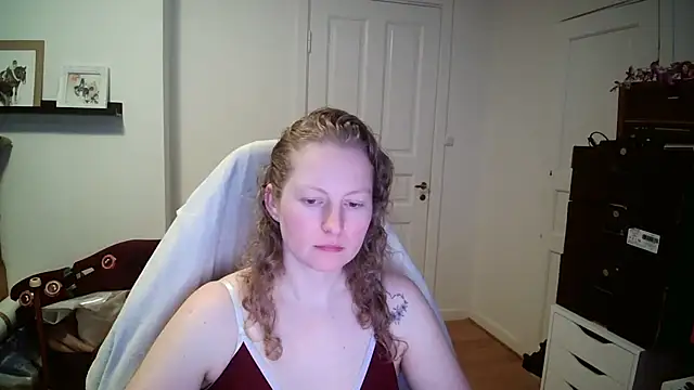 Girlnina-1995 online show from 02.12.26