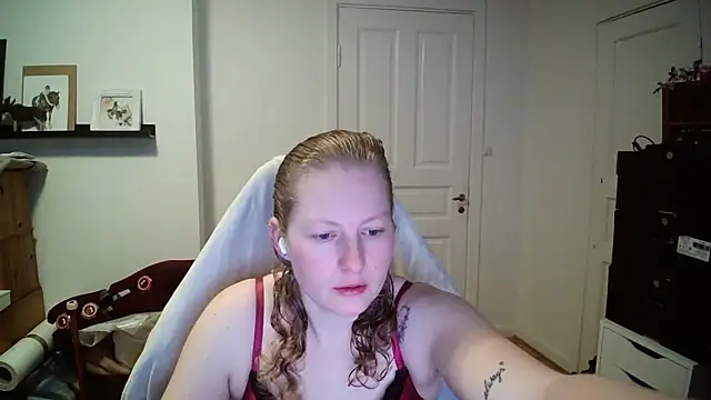 Girlnina-1995 online show from 02.18.26