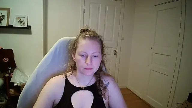 Girlnina-1995 online show from 03.17.26