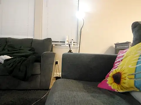 theone11169 online show from 09.30.25